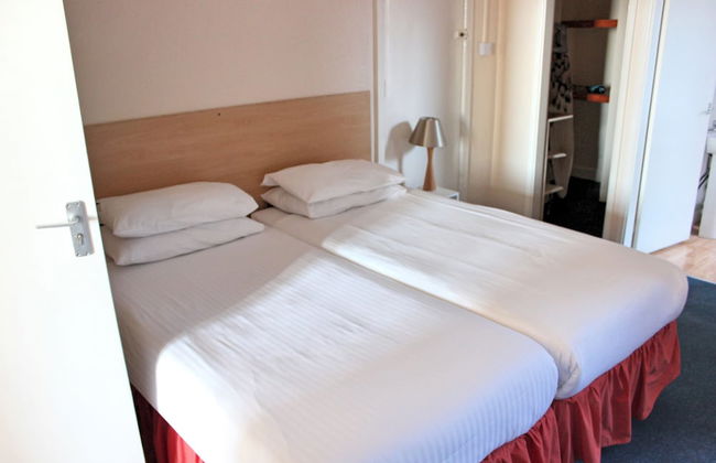 Sandpiper Holiday Apartments - Photo 19