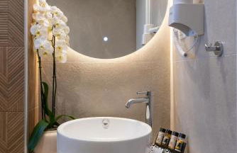 Alysos Luxurious Apartments - Photo 52