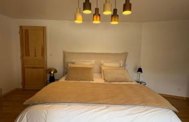 Maison de campagne, 136 M2, 4 pers, grande pièce de vie, 2 chambres, 2 salons, Cantal - Photo 25