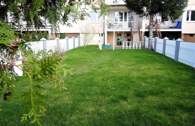 Large Holiday Apartment With a Garden in Stepnica - Photo 17