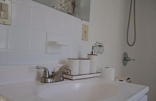 Cozy Home, 19m to NYC, 10m to American Dream - Foto 8