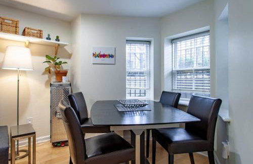 Gem off of 14th St NW Near U St & Logan Circle - Foto 3