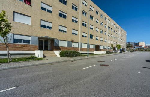 Fully Equipped 3 bed - Parking - Foto 33