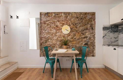 Classic Lisbon Homes: Bright & Central in Belém - Photo 52