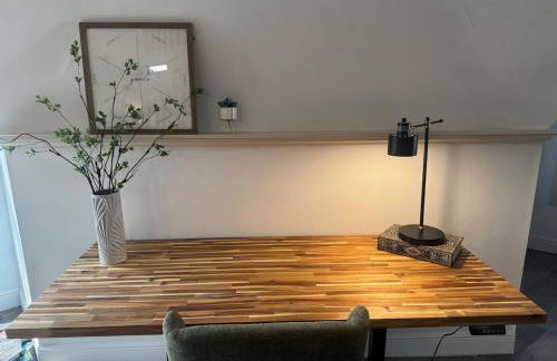 DeLand Dome House- 98 Inch TV - Open Kitchen - Near Bridle Oaks - Photo 48