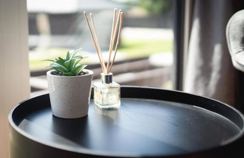 VILLAGE RESORT Sauna & Jacuzzi & Netflix - Photo 30