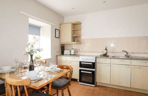 Ceiriad - 9 Ty'n Don - Photo 1