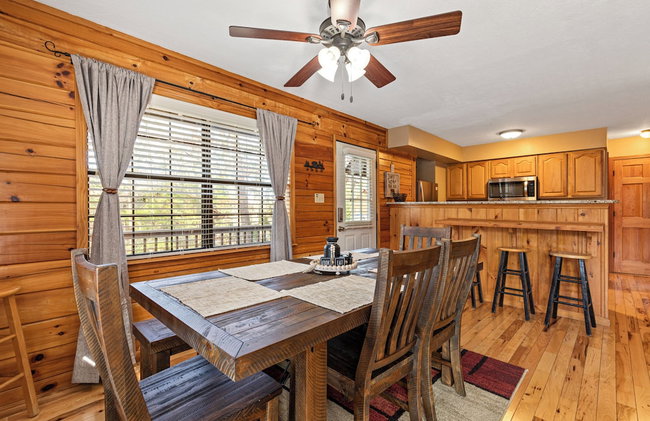 Bear Hideaway Cozy 3BR Cabin - Foto 31