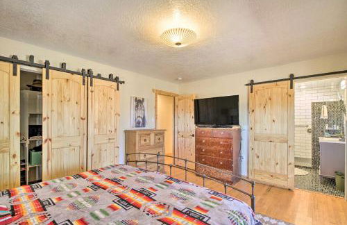 Stunning San Ysidro Homestead with Large Porch! - Foto 17