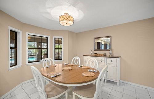 Surfside Beach House - Gorgeous Canal Front Home - Heated Pool & Boat Dock - Foto 23