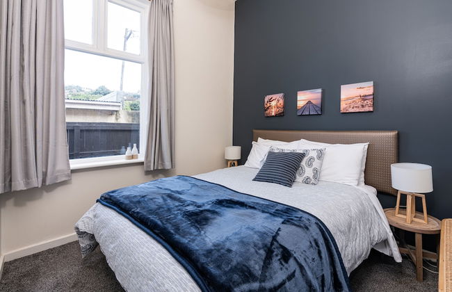 Esplanade Apartments - Photo 18