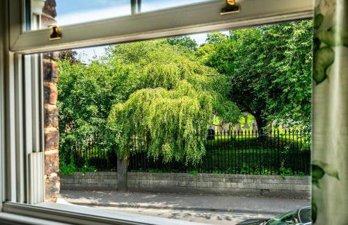 Northern Flowerhouse - Photo 2