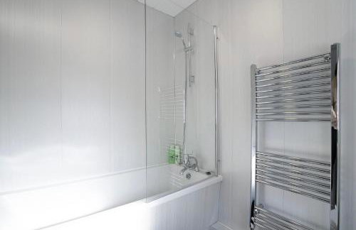 Comfortable 2BR Home 10 Min to Durham Cathedral - Foto 30