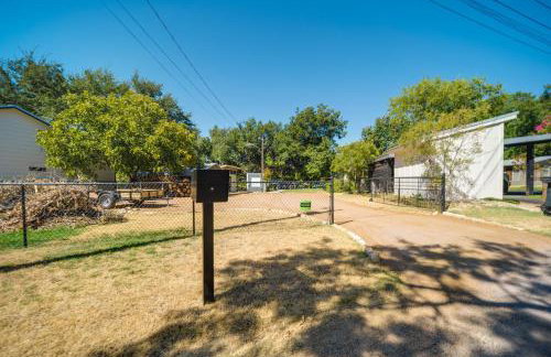 Waterfront Lake LBJ Cabin w/ Private Dock! - Photo 30