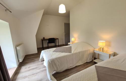 Maison tranquille avec jardin, proche Châteauroux, 4 ch., 3 sdb, terrasse, barbecue, parking - FR-1-591-358 - Photo 16