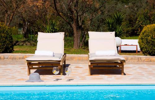 Red Villa - Photo 54