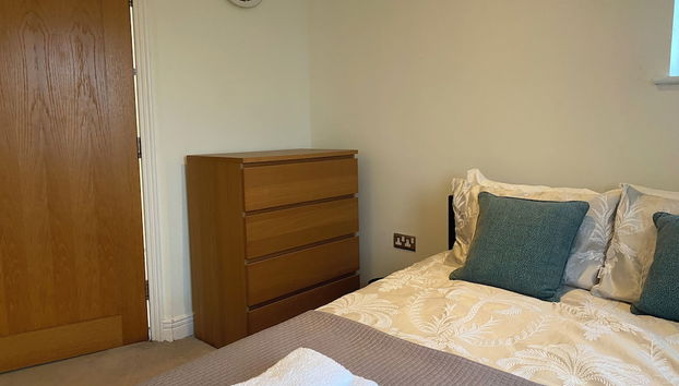 Cosy 2 Bedroom Royal Docks Apartment - Foto 3, Habitación