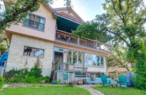 Exotic Home with Patio and Grill Walk to Canyon Lake! - Foto 16