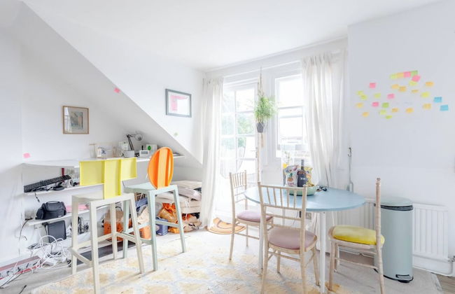 Top Floor 1BD Flat With Balcony - Ladbroke Grove - Foto 19