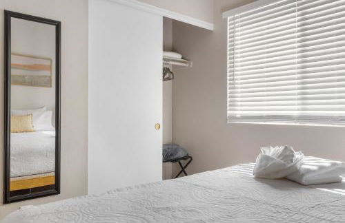 Cozy 5BR with Games and Pool for All - Foto 30