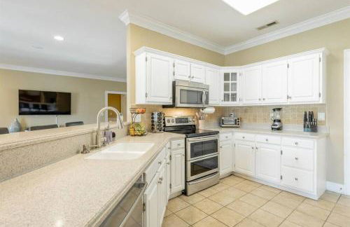 Pickleball - Pool - Hot Tub - Gym - BBQ - Foto 9