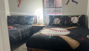 Sports Fan Getaway less than 2mi to AT&T Stadium Pool and Gym! - Foto 2