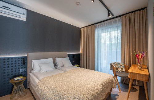 Apartament Leśny Ogród - kompleks Wydma & Las - 200 m do Morza, widok na sosnowy las, leśny ogród o pow 160 m2, bezpłatny parking, faktura VAT, ochrona, plac zabaw, boisko wielofunkcyjne - Photo 7