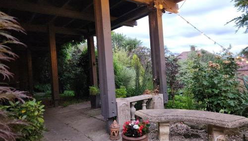 The Garden Apartment, Near Airport & City - Foto 3