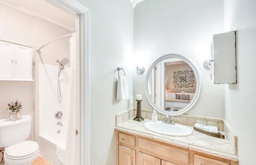 Huntsville Condo with Patio Near Redstone Arsenal! - Foto 16