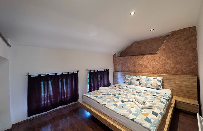 Central Park Apartments - Photo 21