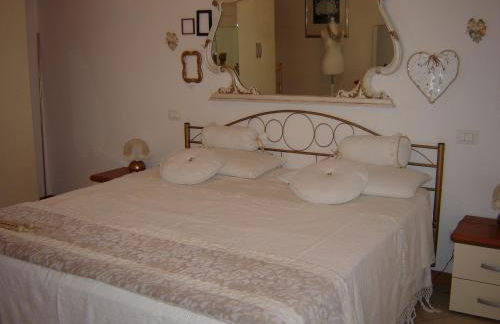 CASA DEL SOLE APPARTAMENTO N° 2 WHITE AND GOLD ROOM - Foto 29