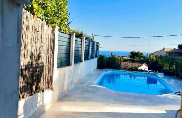 maison entièrement climatisée vue d'exception mer et rade de Marseille avec piscine 8 personnes - Foto 61