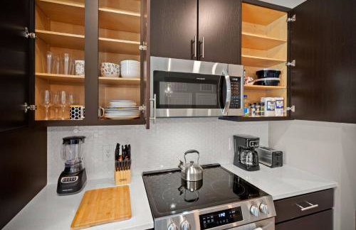 1 Bed Self Check-in pool Gym 30 plus Day Stays - Foto 10