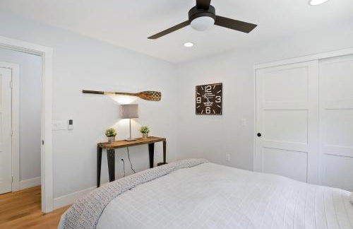 Private Wading Pool Home with Patio - Foto 40