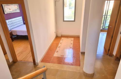 Stunning Home with Outdoor Swimmingpool, 4 Bedrooms and Wifi - Foto 17