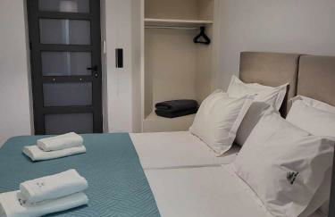 White Boutique Homes - Serenity - Photo 36