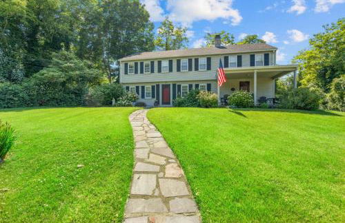 656 W Falmouth Hwy, Falmouth - Foto 1