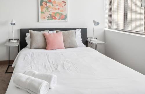 PP 1301 Modern Corporate 2br, pool, Gym - Foto 1