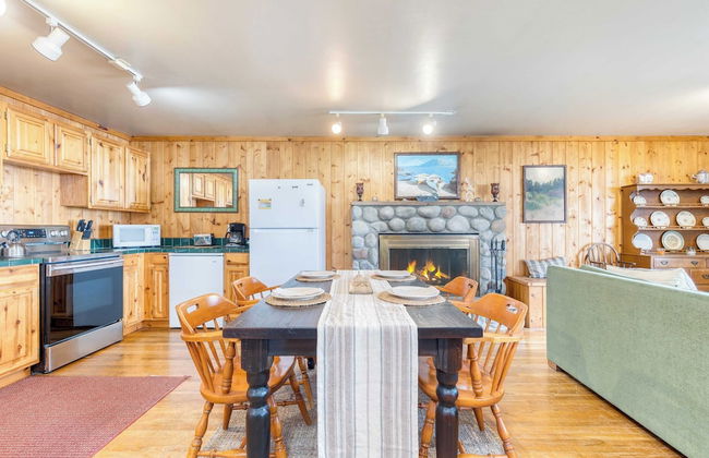 Cove Cottage by Avantstay Waterfront Views + Spa - Photo 13