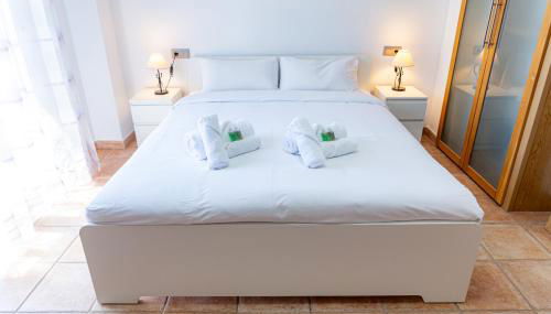 L&G Costa Blanca Suite - Photo 2