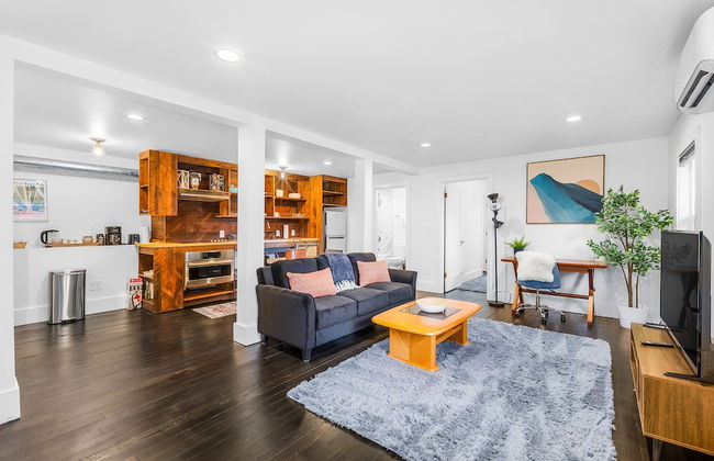 1BR Tranquil Haven in Beacon Hill - Photo 10