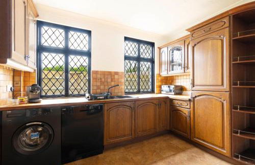 Lux 8Br Thamesfront Villa w Yacht & Sauna - Foto 10