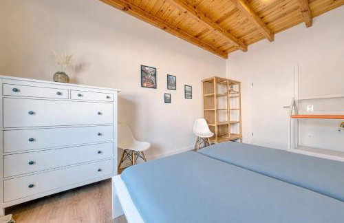 Chalet Emily Alpine Chic with Hot Tub and Ocean View By Lanzarote Vacation Homes - Foto 15