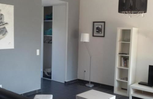 Gîte moderne avec grande piscine chauffée et animaux acceptés - FR-1-491-355 - Foto 9