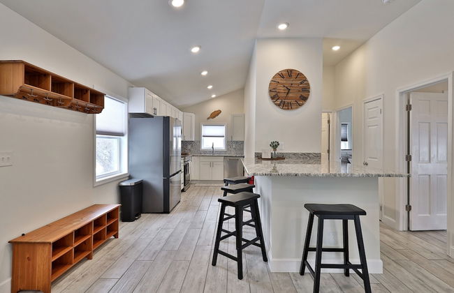 Rutland's Hidden Gem: 2 Br/1ba Renovated Home Close To Everything 2 Bedroom Home - Foto 6