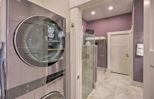 Regal River Retreat in the Heart of Yankton! - Foto 5