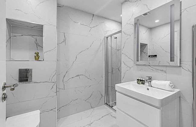 Beautiful 3 Bed Abode in Hanwell - Foto 13