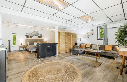 Romantic Garden Studio - 1BR - Indoor Fireplace - Foto 6