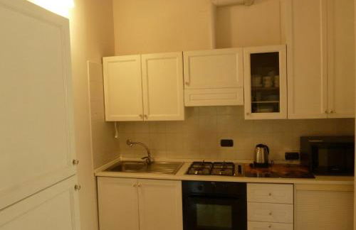 LA STANZA SUI CEDRI - Smart working - Airport - Private Parking - Ducati - Philip Morris - Foto 11