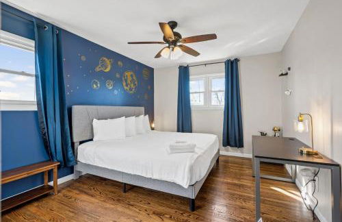 6 Min to Ark, Free Covered Parking, Deck and Grill - Foto 18